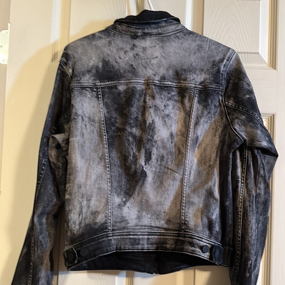 Guess Distressed Denim Jacket - Picture 5 of 5